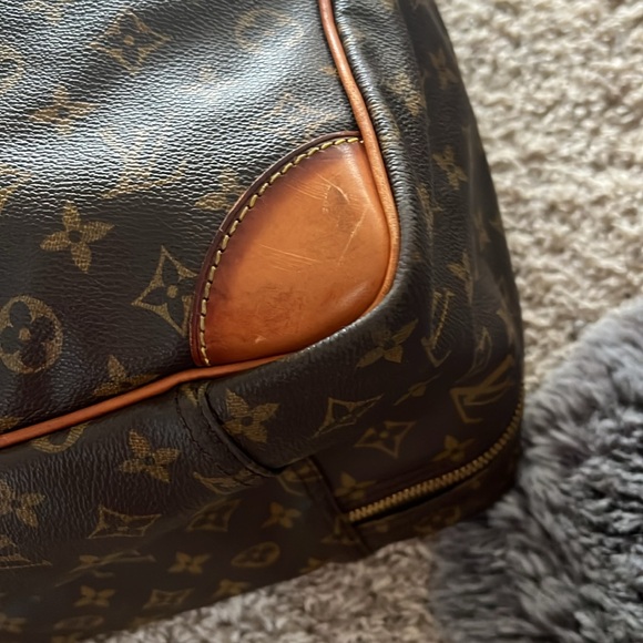 Louis Vuitton Weekender 70 - Picture 8 of 16